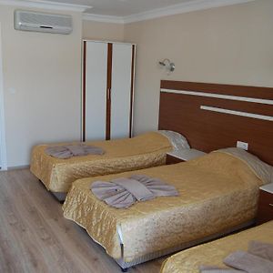 Dreibettzimmer